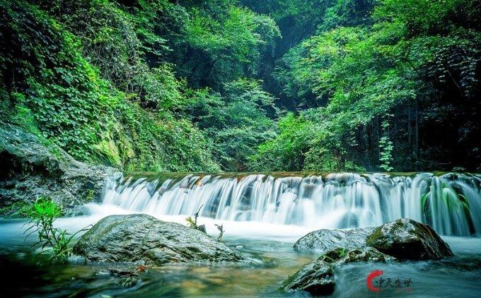 张云雷陷退社风波，为什么已经有腕儿的他要斥巨资自立门户？游戏画面